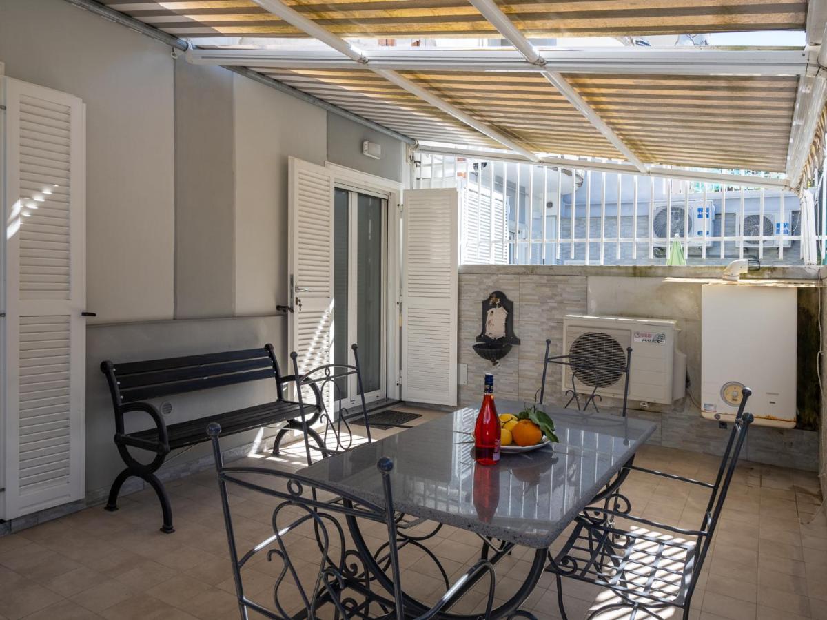 Апартаменты La Dolce Vita Relax - Cozy Apt In Сорренто Экстерьер фото